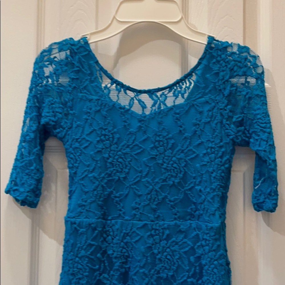 Dress - Picture 4 of 7
